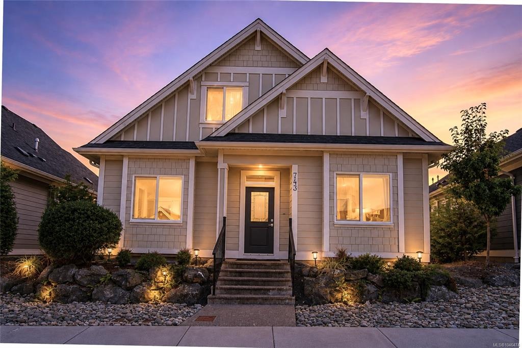 743 Briarwood Drive, Parksville, BC, V9P 0G5