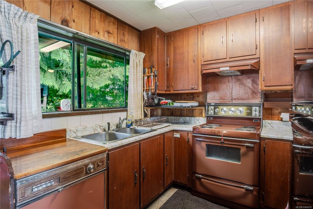1191 Eber Road, Ucluelet, BC, V0R 3A0 - 16