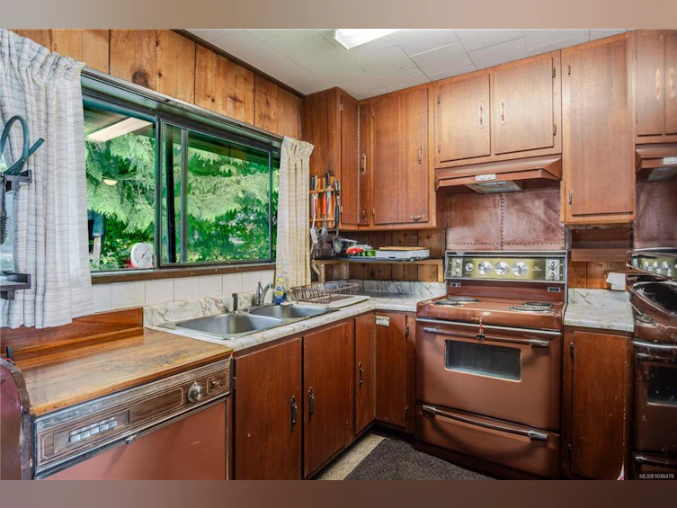 1191 Eber Road, Ucluelet, BC, V0R 3A0 - 16