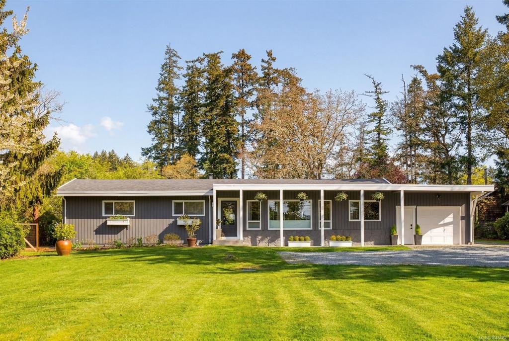 826 Birch Road, North Saanich, BC, V8L 5R9