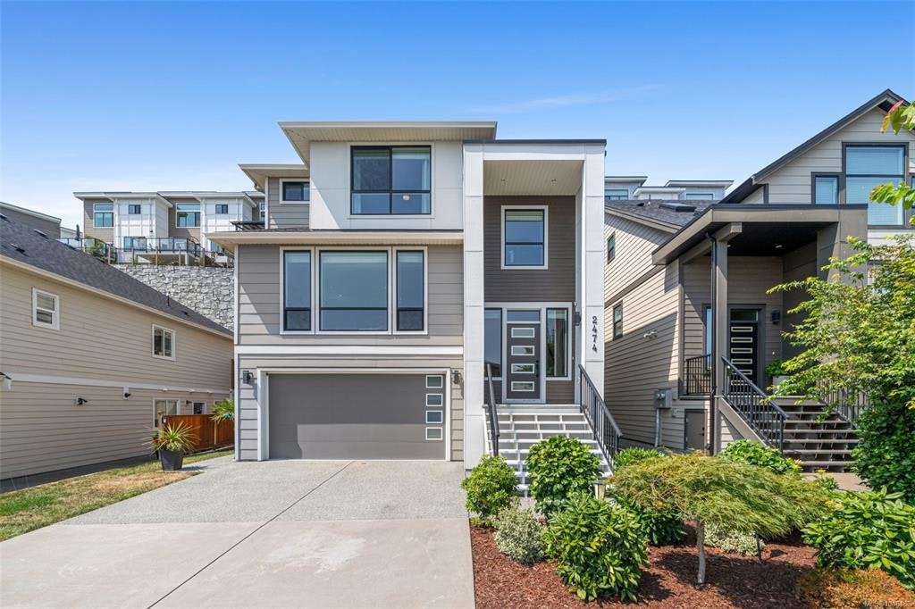 2474 Azurite Crescent - 2