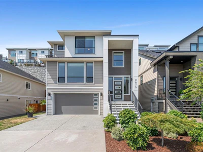 2474 Azurite Crescent - 2