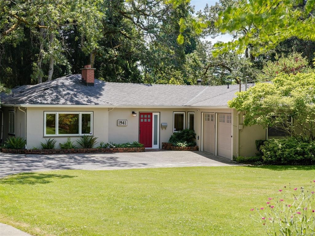 1941 Mayfair Drive, Saanich, BC, V8P 1R1