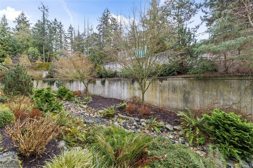 117-4960 Songbird Place, Nanaimo, BC, V9T 0H7 - 8