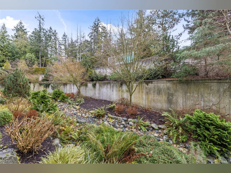 117-4960 Songbird Place, Nanaimo, BC, V9T 0H7 - 8