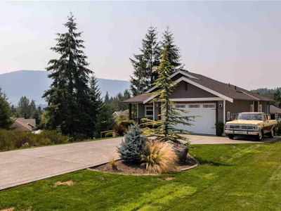 228 Dawn Coe Crescent - 3