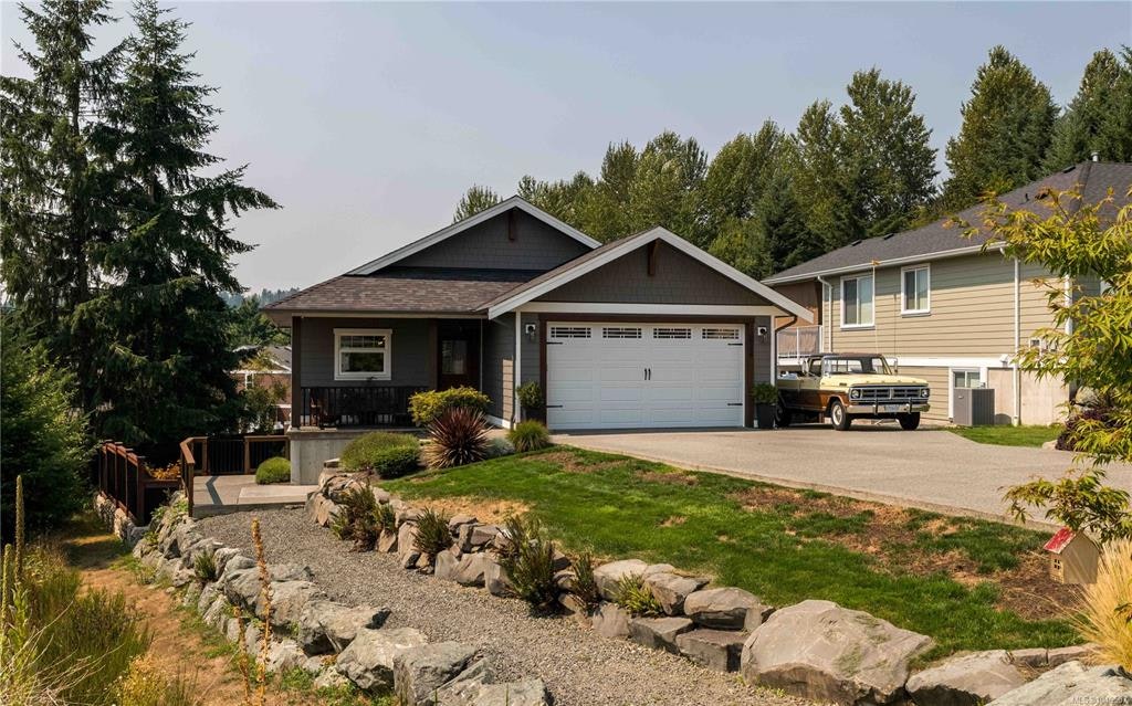 228 Dawn Coe Crescent - 2