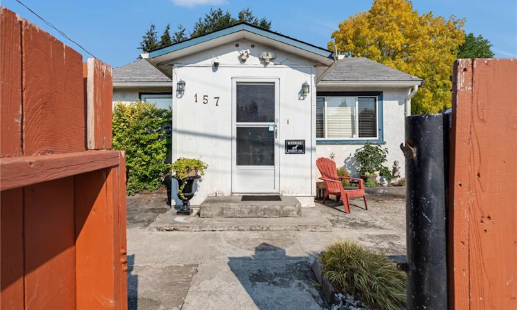 157 View Street