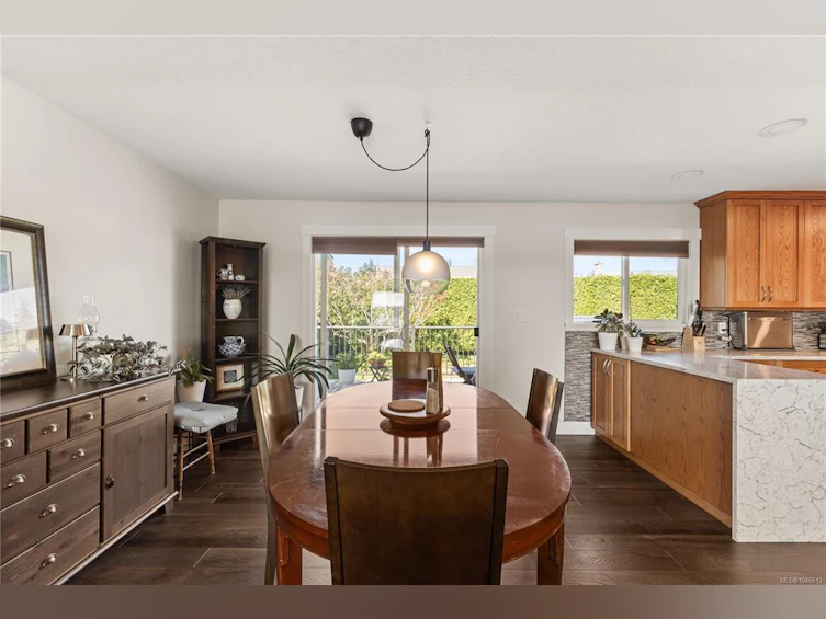 34 Mclean Street, Campbell River, BC, V9W 2L9 - 9