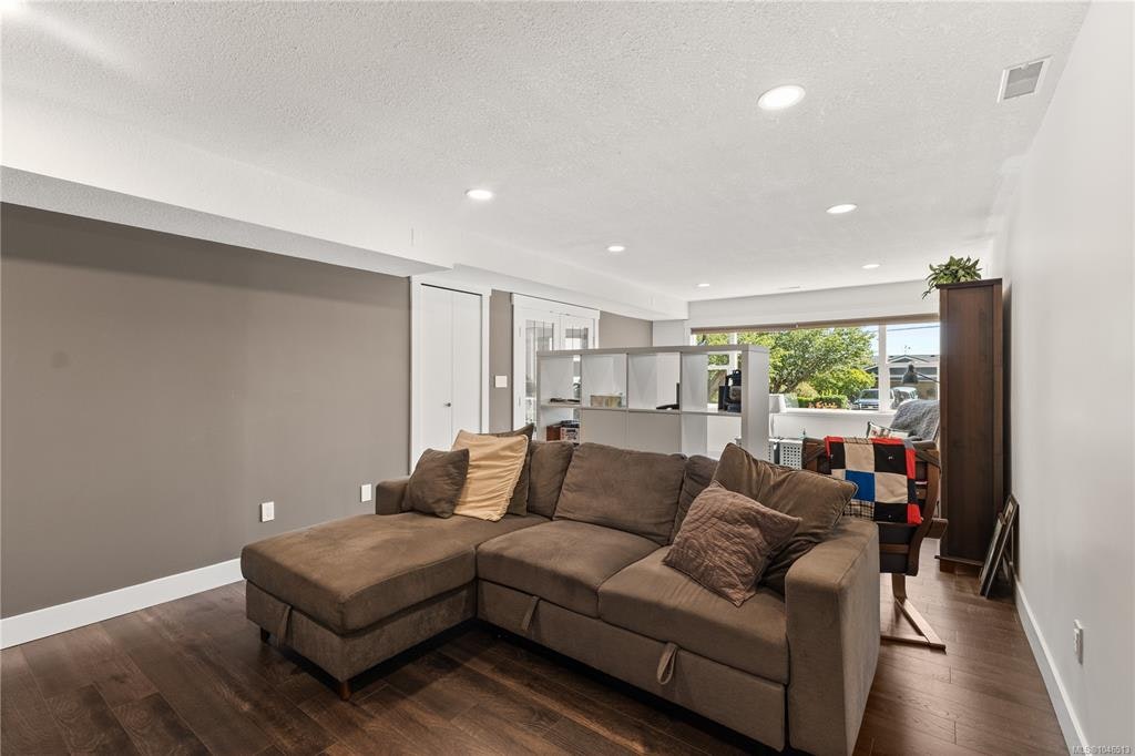 34 Mclean Street, Campbell River, BC, V9W 2L9 - 30