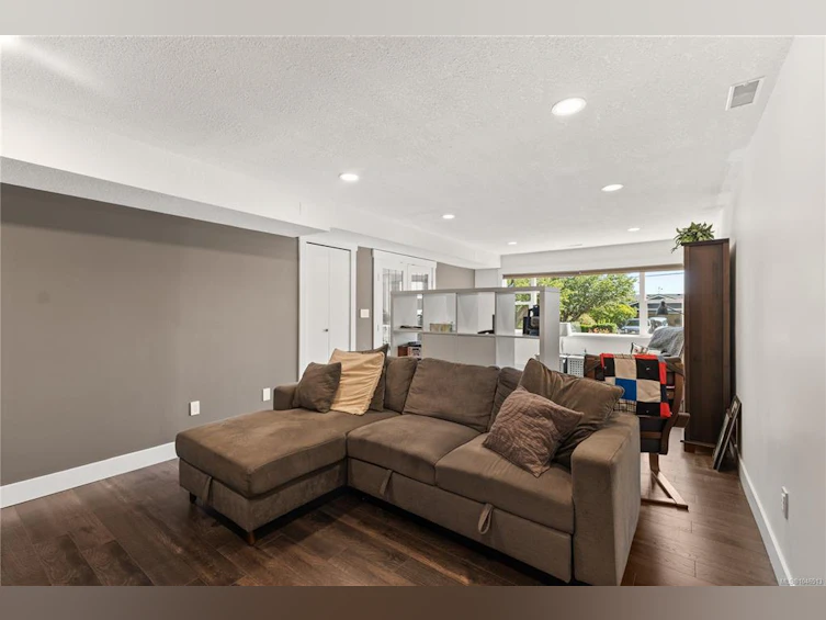 34 Mclean Street, Campbell River, BC, V9W 2L9 - 30