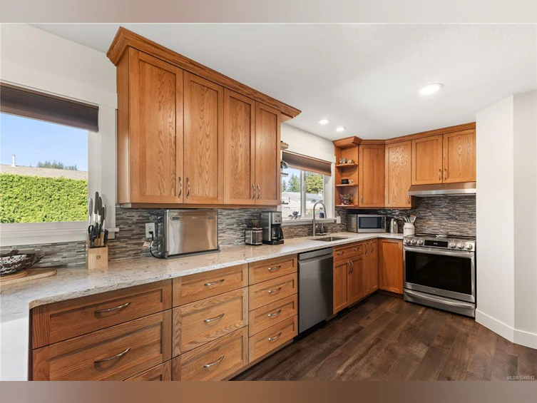 34 Mclean Street, Campbell River, BC, V9W 2L9 - 6