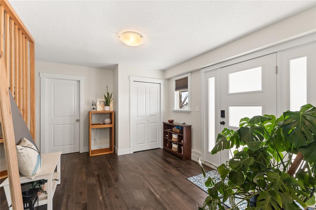 34 Mclean Street, Campbell River, BC, V9W 2L9 - 25