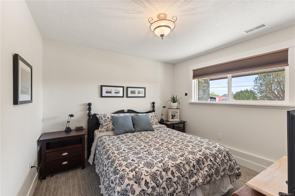 34 Mclean Street, Campbell River, BC, V9W 2L9 - 16