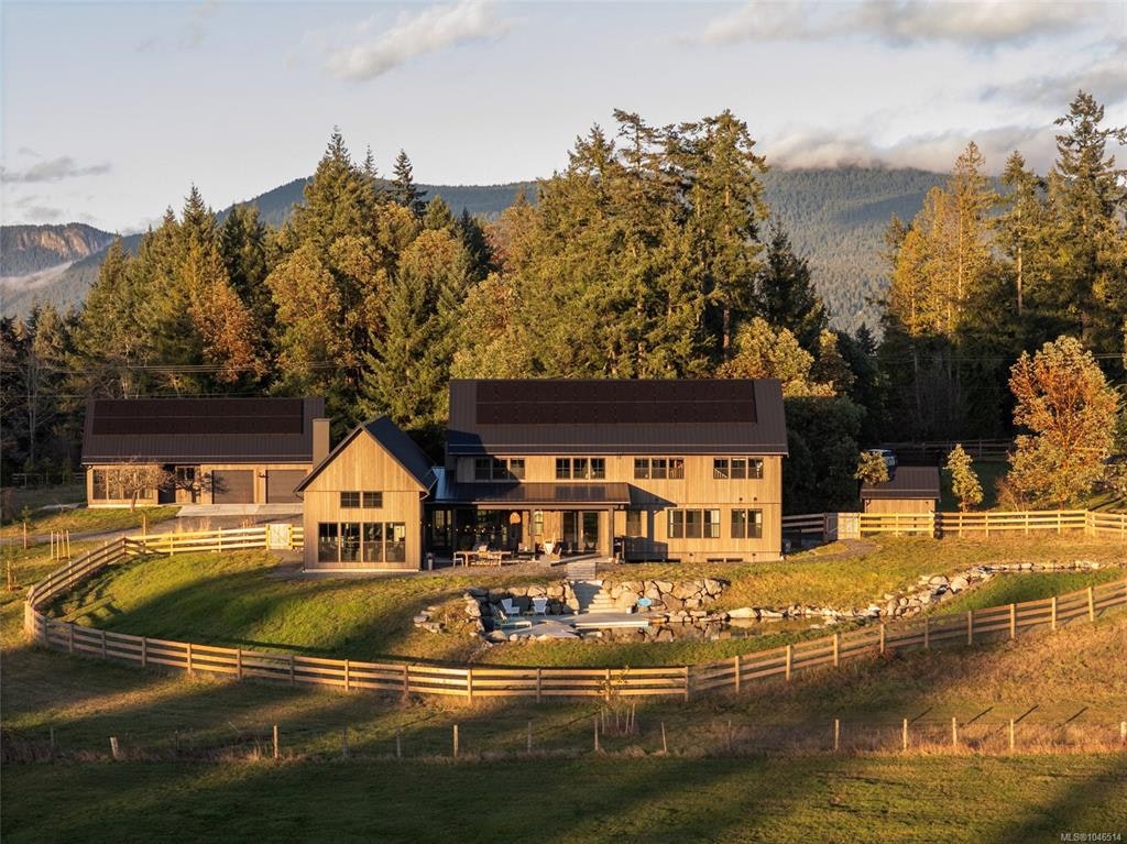1210 Cherry Point Road, Cobble Hill, BC, V0R 1N2