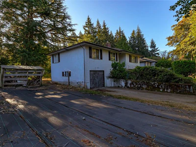 5287 Santa Clara Avenue - 4