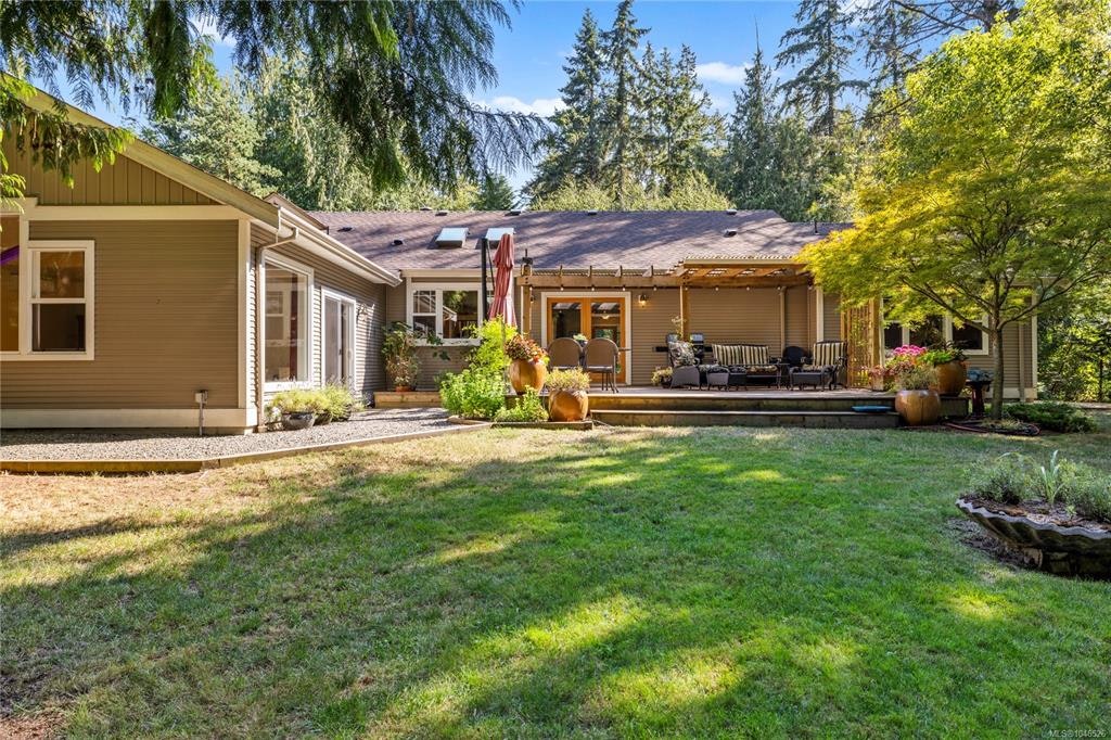 825 E Fern Road, Qualicum Beach, BC, V9K 1M3 - 58