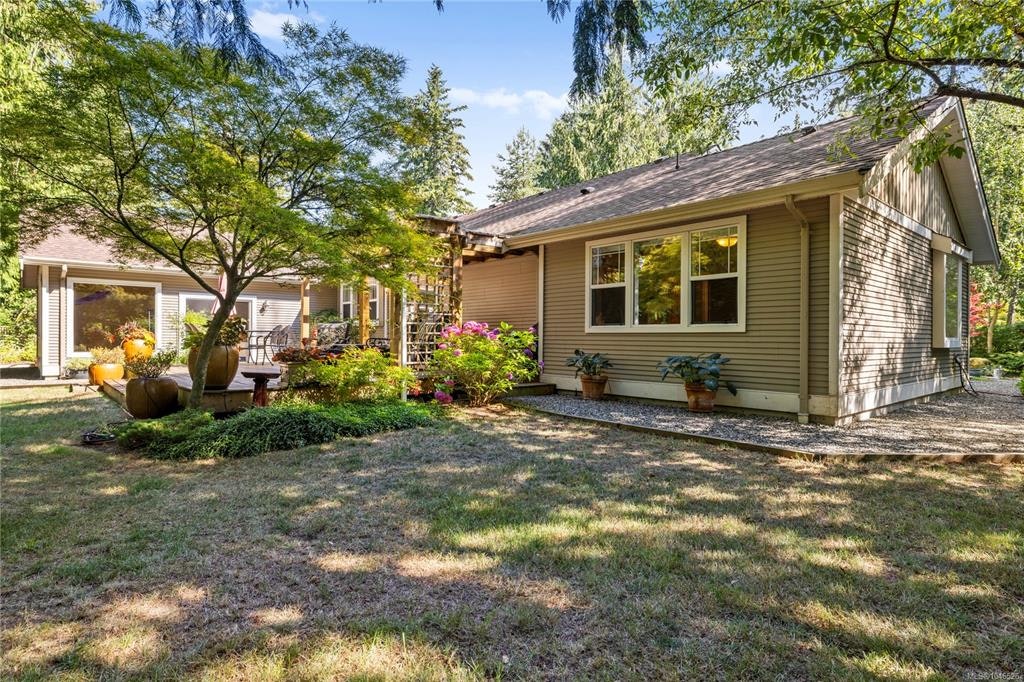 825 E Fern Road, Qualicum Beach, BC, V9K 1M3 - 53