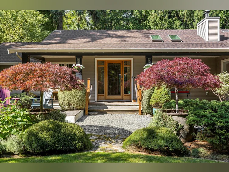 825 E Fern Road, Qualicum Beach, BC, V9K 1M3 - 48