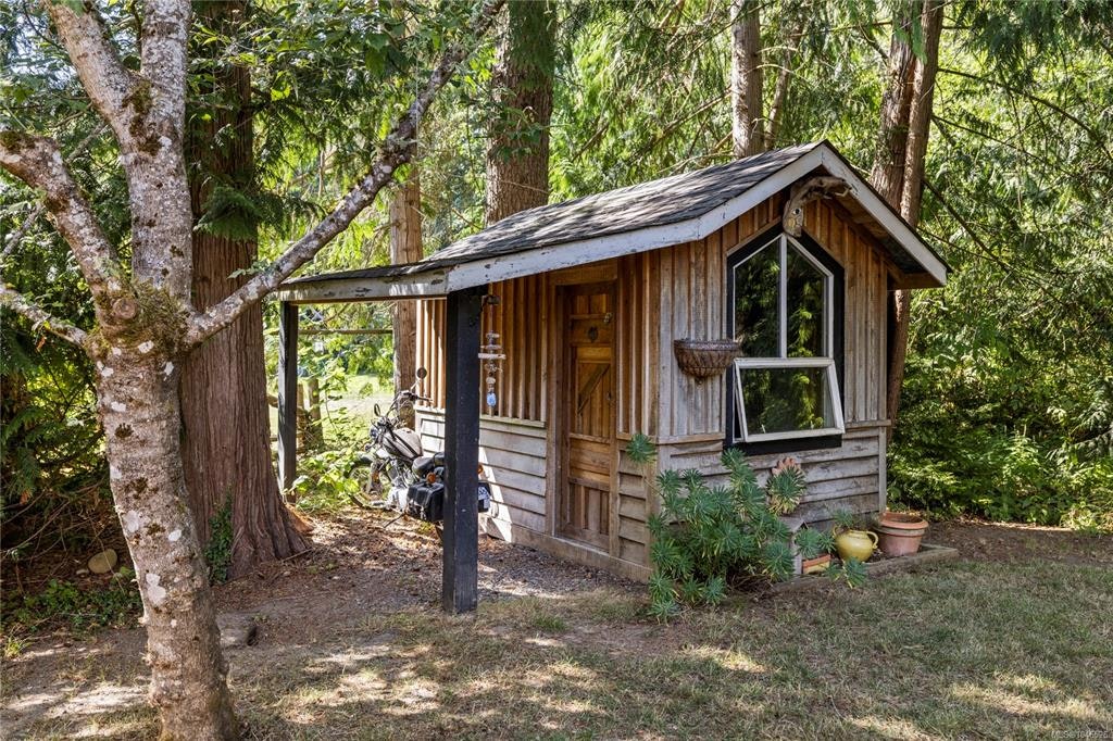 825 E Fern Road, Qualicum Beach, BC, V9K 1M3 - 52