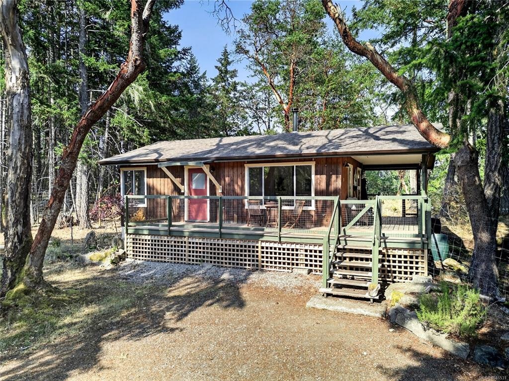 380 Langs Road, Salt Spring Island, BC, V8K 1N3