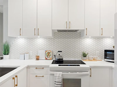 303-2348 Beacon Avenue - 4