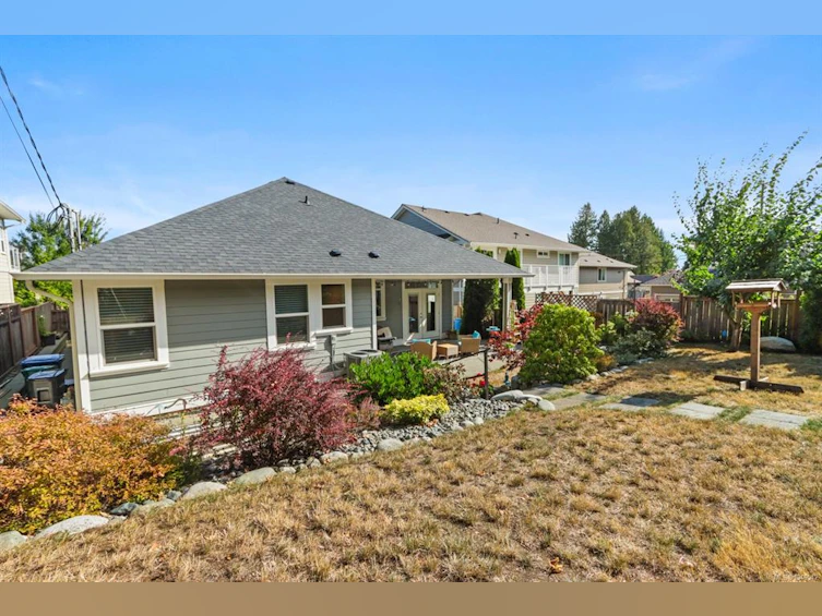 5612 Hammond Bay Road, Nanaimo, BC, V9T 6S2 - 42