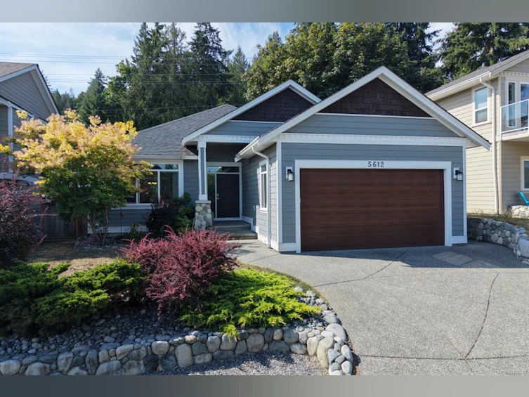 5612 Hammond Bay Road, Nanaimo, BC, V9T 6S2
