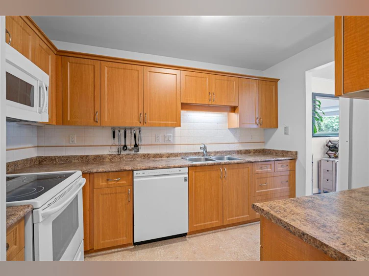 32-1287 Verdier Avenue, Central Saanich, BC, V8M 1H1 - 11