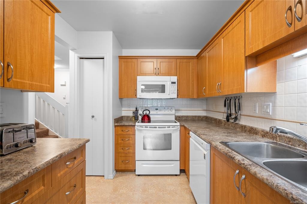 32-1287 Verdier Avenue, Central Saanich, BC, V8M 1H1 - 12