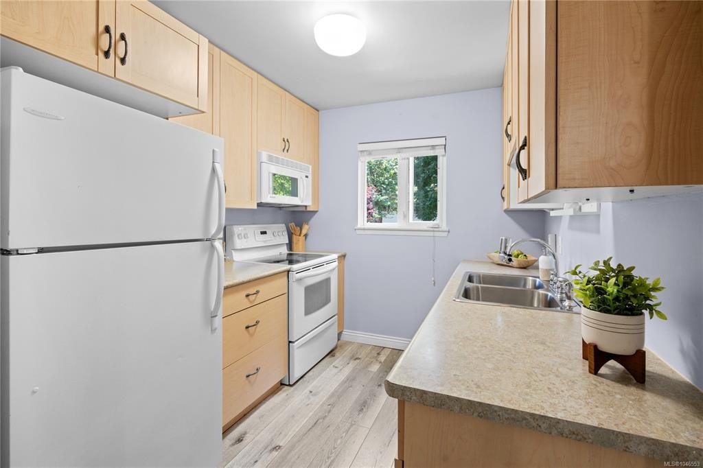 214-2520 Wark Street, Victoria, BC, V8T 5G6 - 11