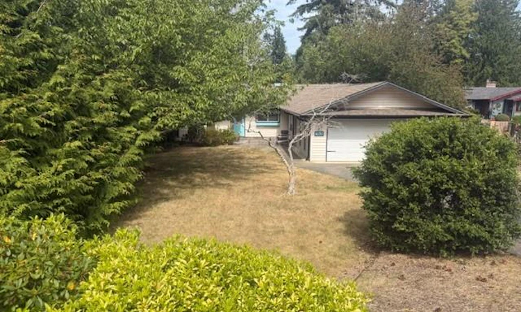 783 Canyon Crescent Drive