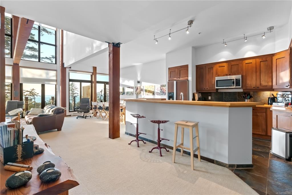 212-515 Marine Drive, Ucluelet, BC, V0R 3A0 - 6