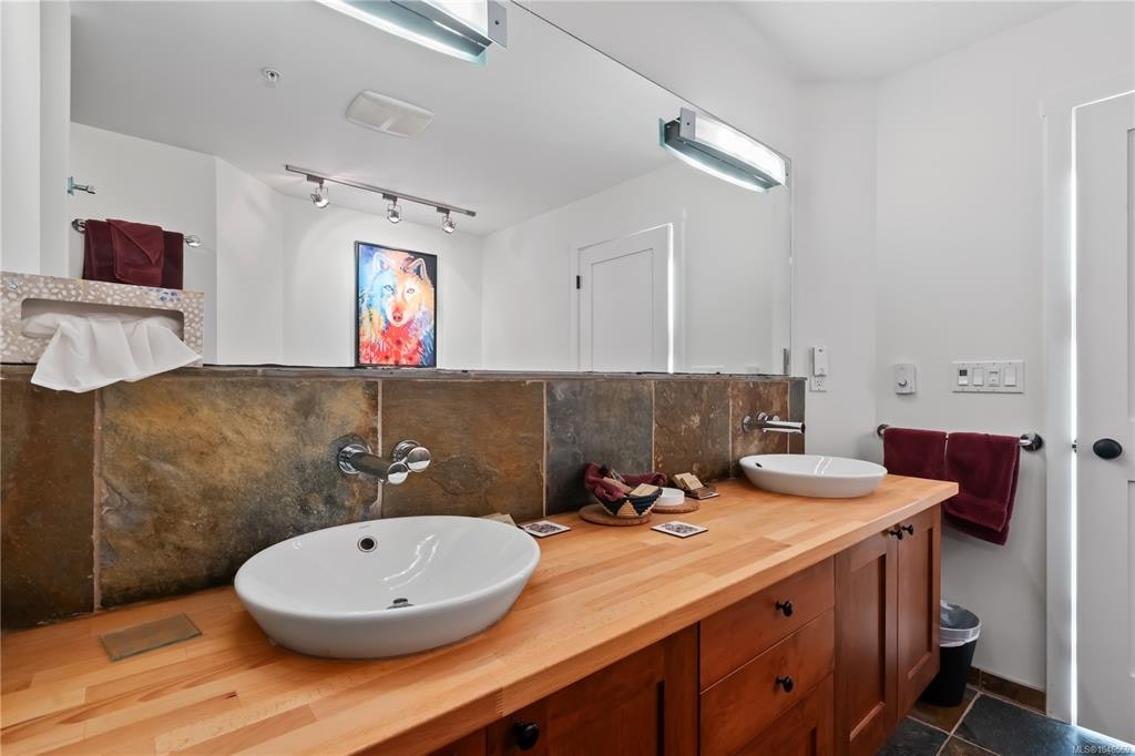212-515 Marine Drive, Ucluelet, BC, V0R 3A0 - 22