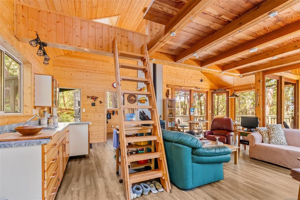 Lt 1 NE Ruxton Island, Ruxton Island, BC - 11