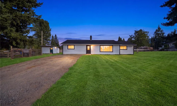 3538 Foxglove Road