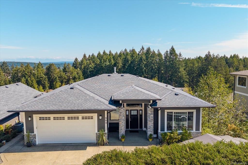 909 Hanington Road, Ladysmith, BC, V0G 0A4