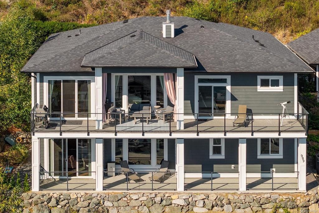 909 Hanington Road, Ladysmith, BC, V0G 0A4