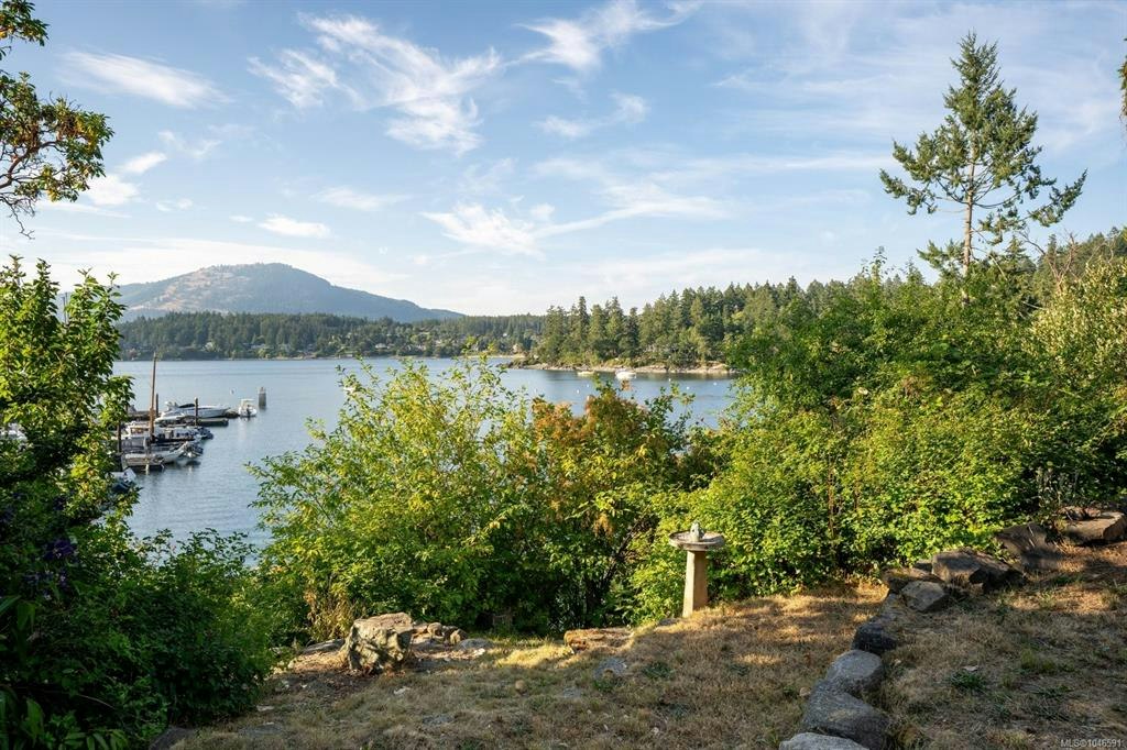 10994 Madrona Drive, North Saanich, BC, V8L 5R7 - 34