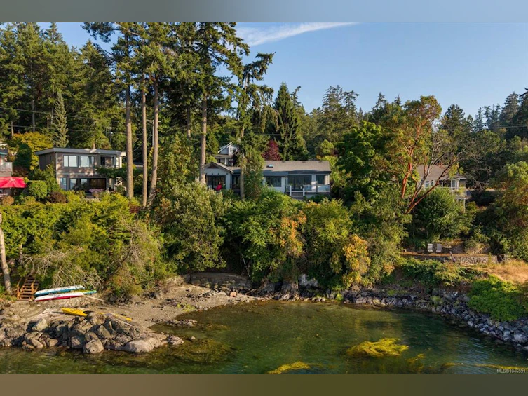 10994 Madrona Drive, North Saanich, BC, V8L 5R7