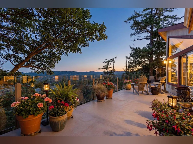 3475 Blue Sky Place, Colwood, BC, V9C 3N5