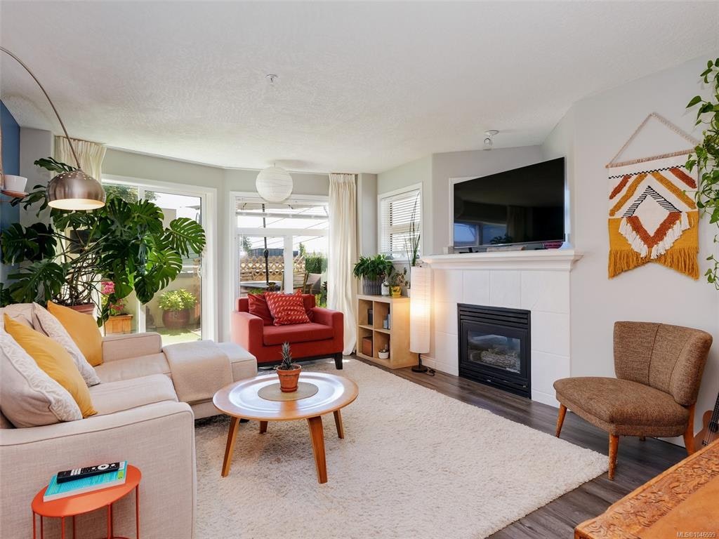 206-1258 Esquimalt Road, Esquimalt, BC, V9A 3P3