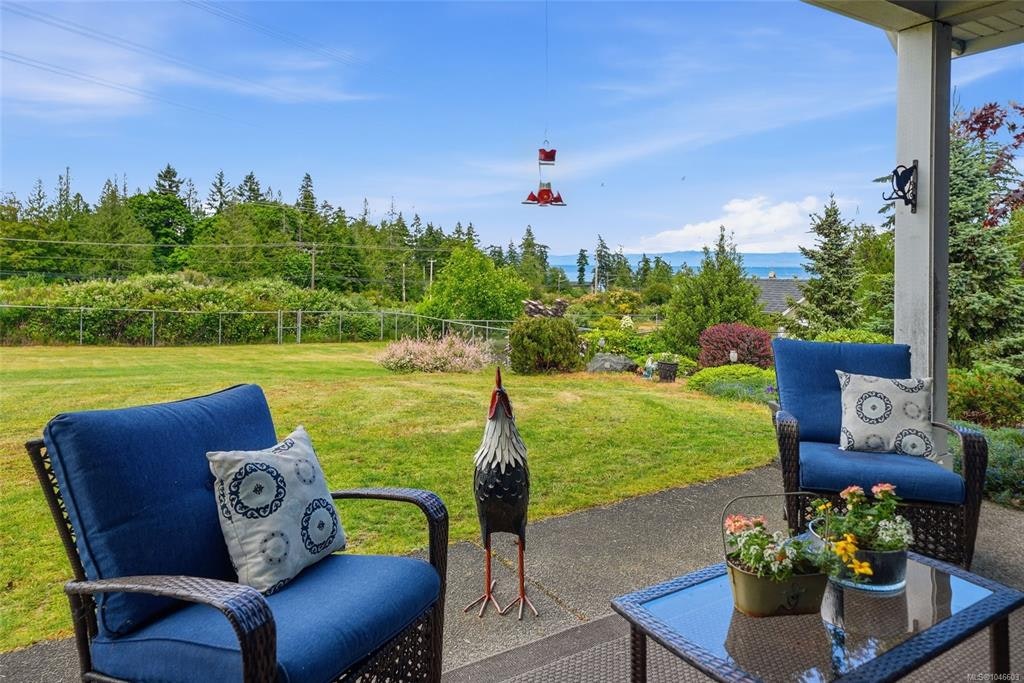 3861 Creekside Drive, Bowser/Deep Bay, BC, V0R 1G0 - 8