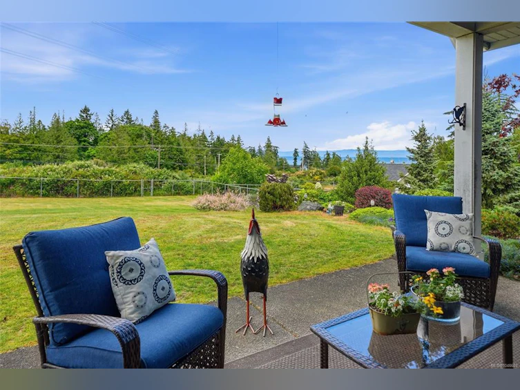3861 Creekside Drive, Bowser/Deep Bay, BC, V0R 1G0 - 8