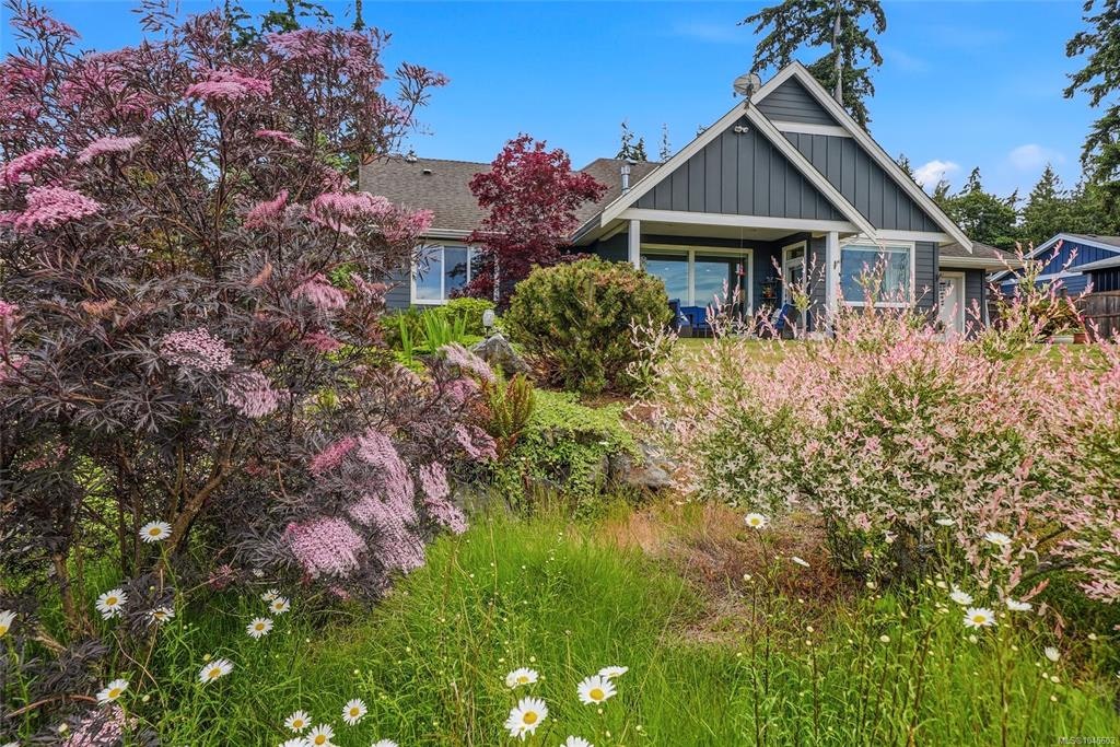 3861 Creekside Drive, Bowser/Deep Bay, BC, V0R 1G0 - 14