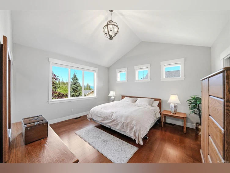 3861 Creekside Drive, Bowser/Deep Bay, BC, V0R 1G0 - 5