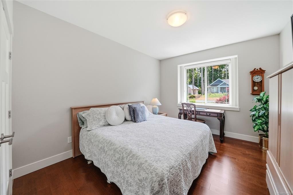 3861 Creekside Drive, Bowser/Deep Bay, BC, V0R 1G0 - 6