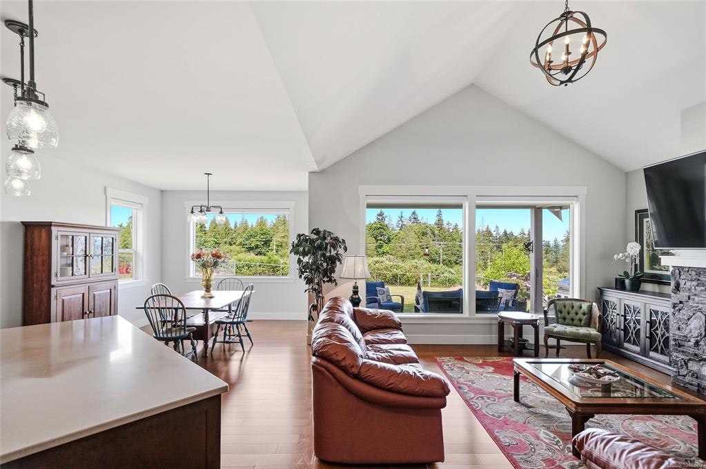 3861 Creekside Drive, Bowser/Deep Bay, BC, V0R 1G0 - 20