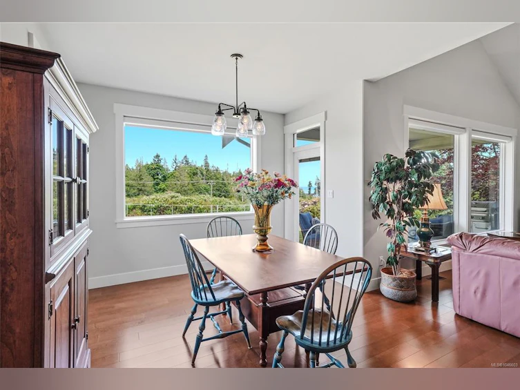 3861 Creekside Drive, Bowser/Deep Bay, BC, V0R 1G0 - 26