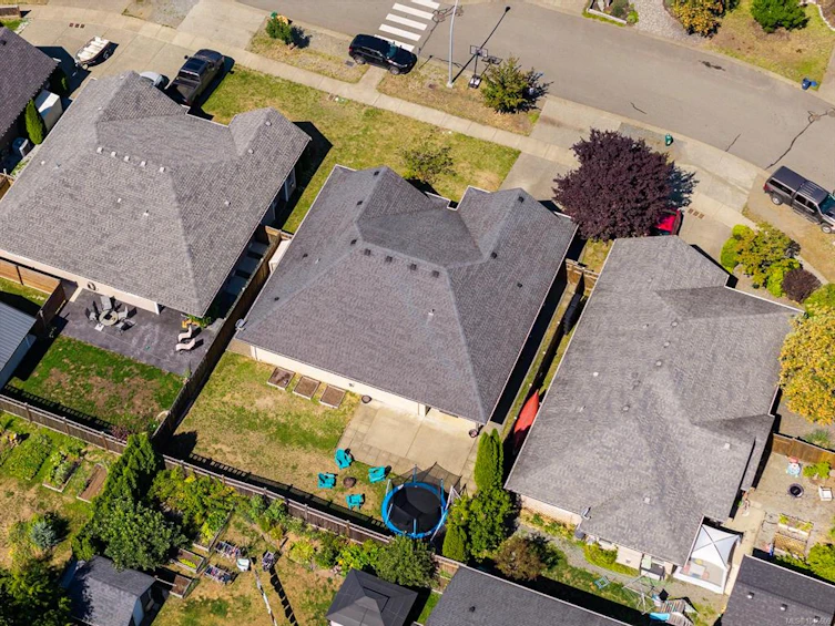 3351 Coniston Crescent, Cumberland, BC, V0R 1S0 - 45